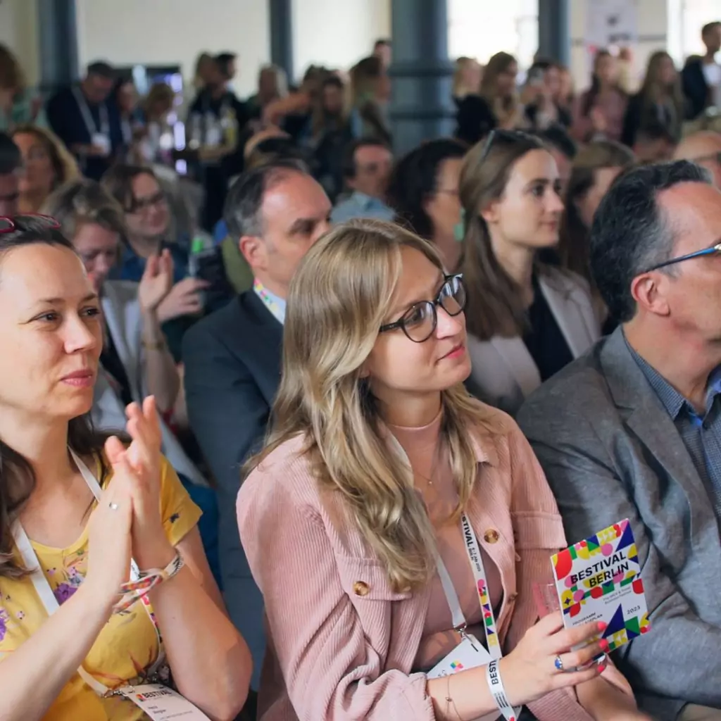230726 BESTIVAL 2023 Highlight Clip FINAL.00 00 34 12.Standbild015 6